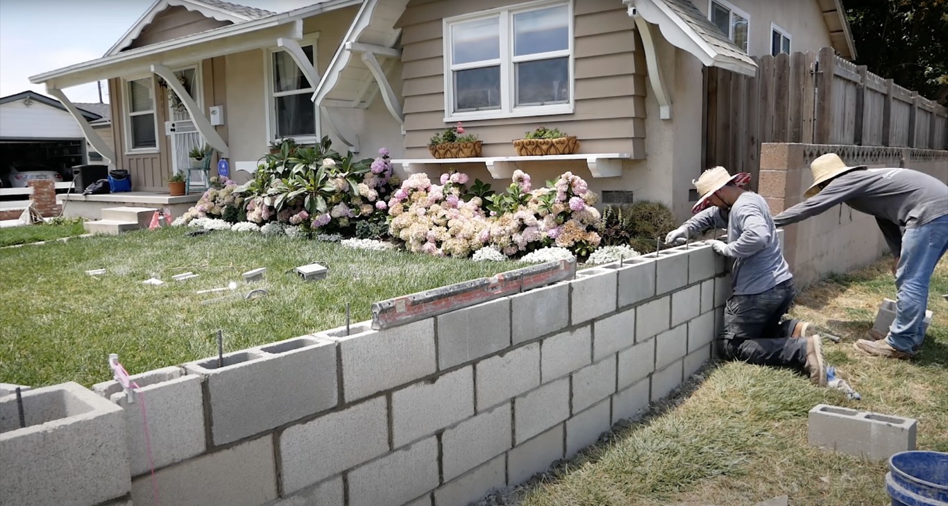 Durable concrete block retaining wall construction in harsh Minot weather